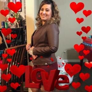 Meet your Posher, Stella